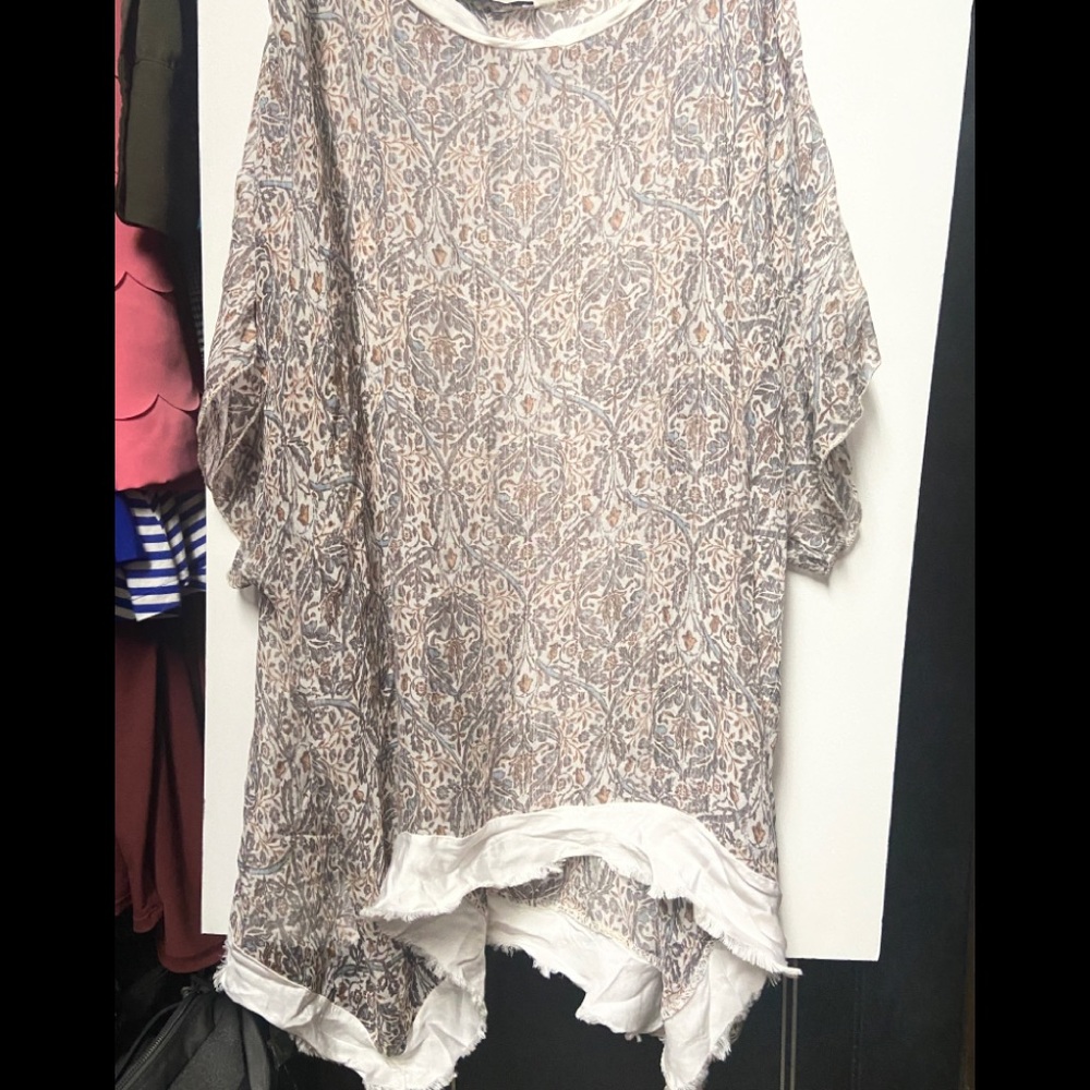 Tempo Paris, Silk top